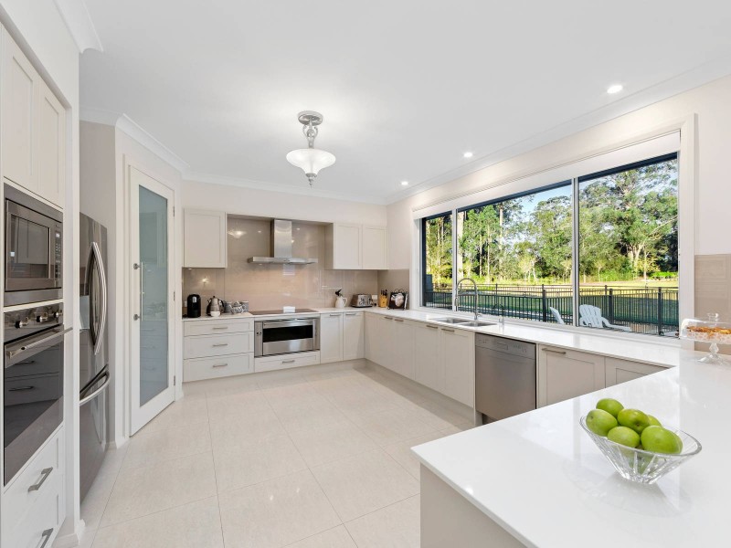21 Manuka Parkway, King Creek NSW 2446