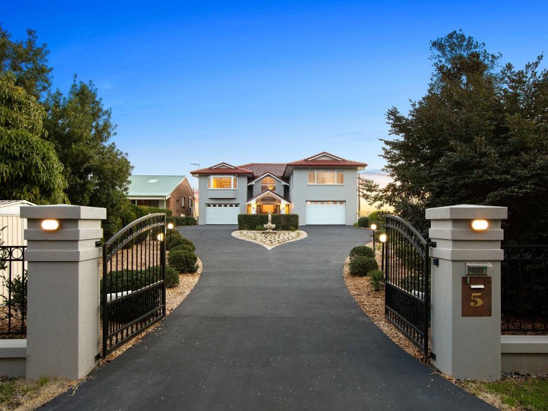 5 Riverside Drive, Port Macquarie NSW 2444