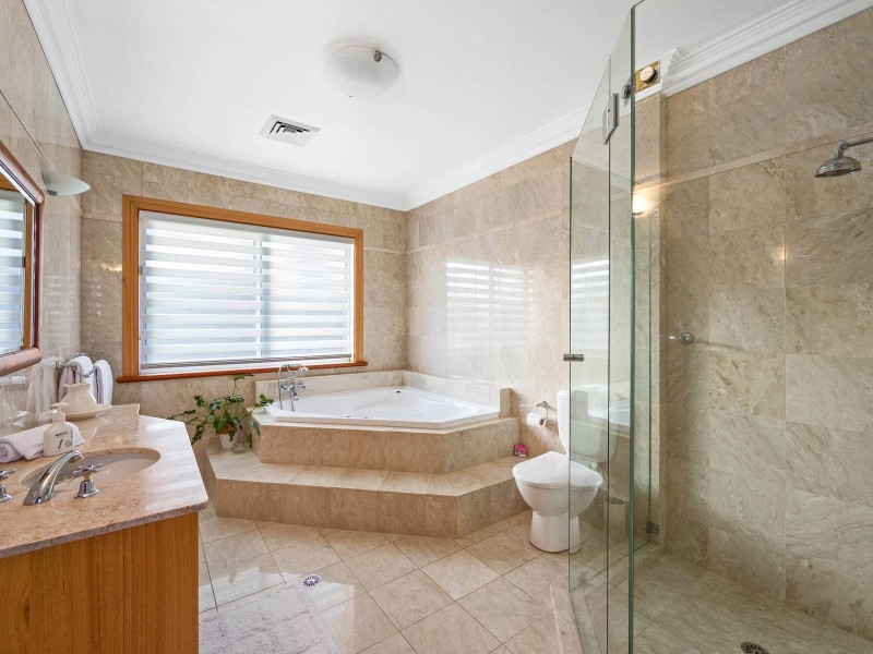5 Riverside Drive, Port Macquarie NSW 2444
