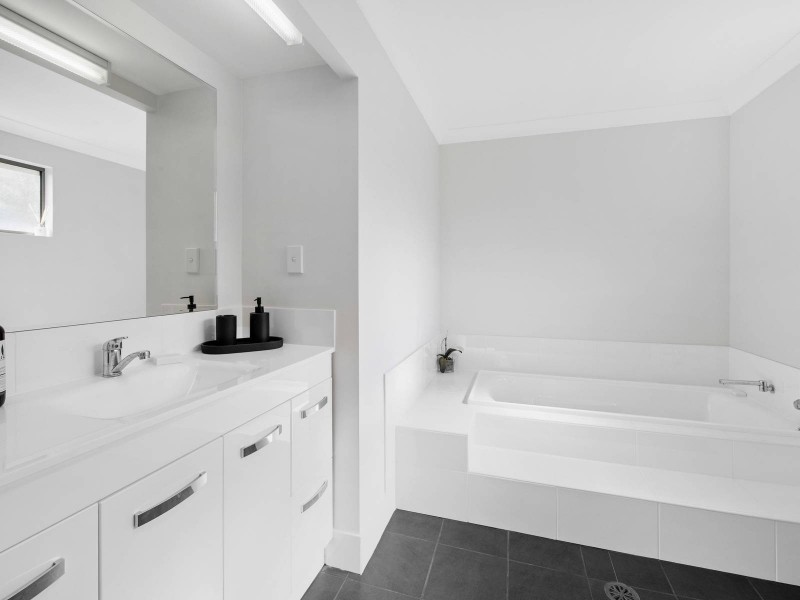 35 Fernhill Road, Port Macquarie NSW 2444