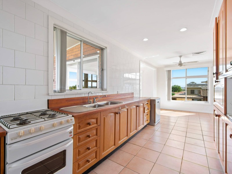 37 Clifton Drive, Port Macquarie NSW 2444
