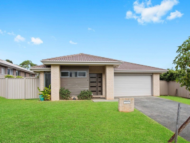 11 Syd Hopkins Terrace, Port Macquarie NSW 2444