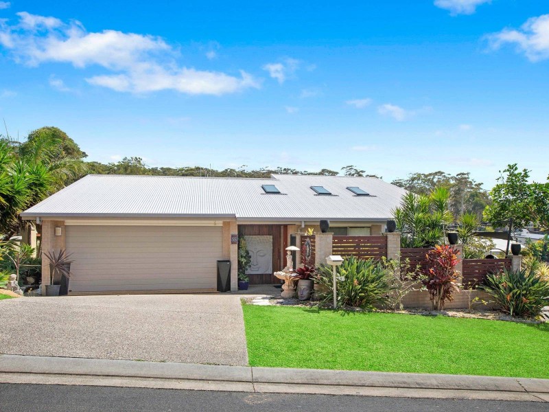 55 Sinclair Drive, Bonny Hills NSW 2445