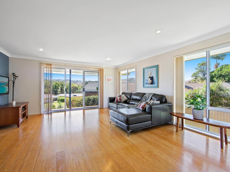 8 Spindrift Row, Port Macquarie NSW 2444