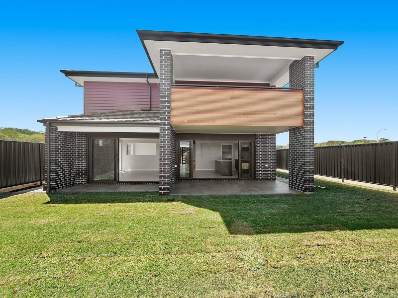 10 Shore Break Crescent, Lake Cathie NSW 2445