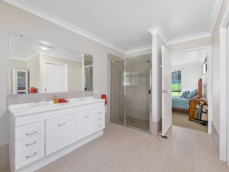 5 Fenton Drive, King Creek NSW 2446