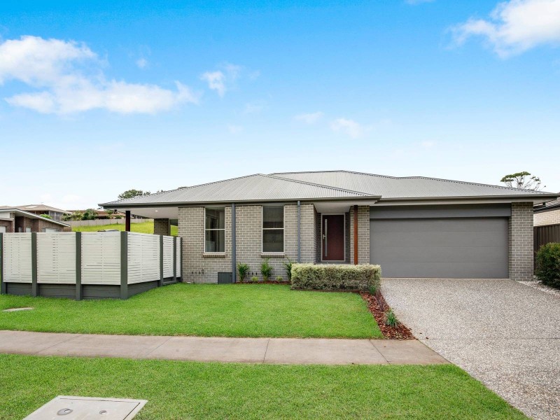 262 Crestwood Drive, Port Macquarie NSW 2444