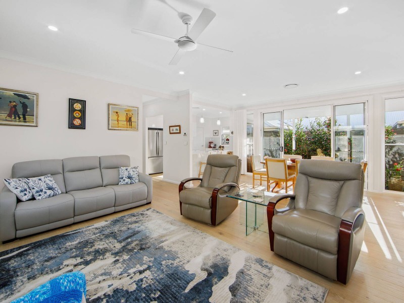 183 North Atlantic Circuit, Lake Cathie NSW 2445