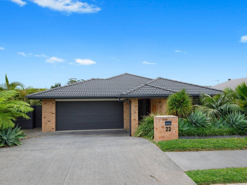 22 Menzies Street, Thrumster NSW 2444