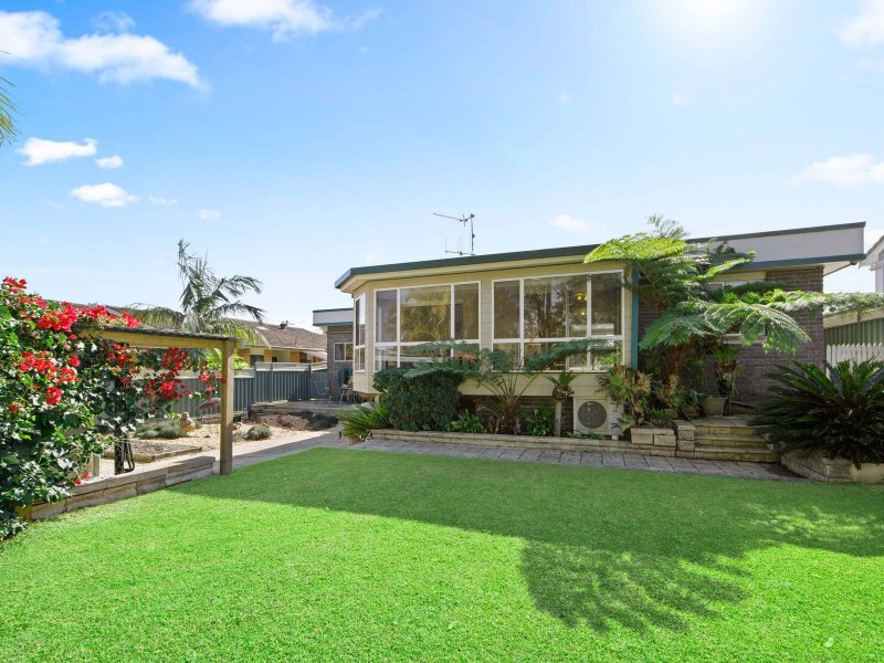 24 Mermaid Crescent, Port Macquarie NSW 2444