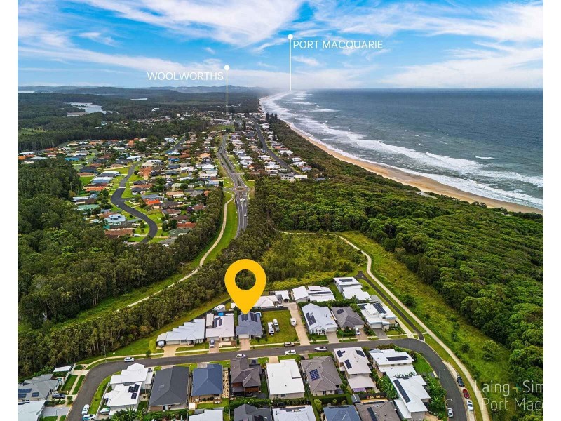 11 Shore Break Crescent, Lake Cathie NSW 2445