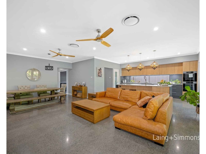 83 South Atlantic Drive, Lake Cathie NSW 2445