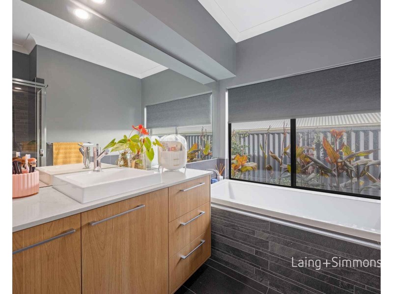 83 South Atlantic Drive, Lake Cathie NSW 2445