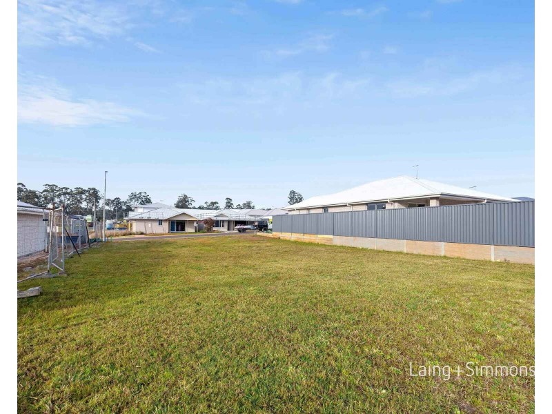 10 Pepperberry Parade, Thrumster NSW 2444