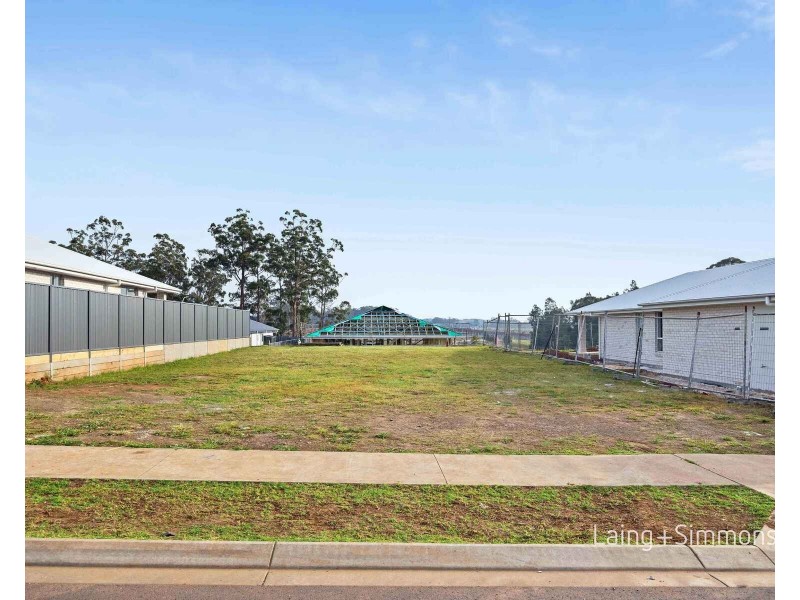 10 Pepperberry Parade, Thrumster NSW 2444