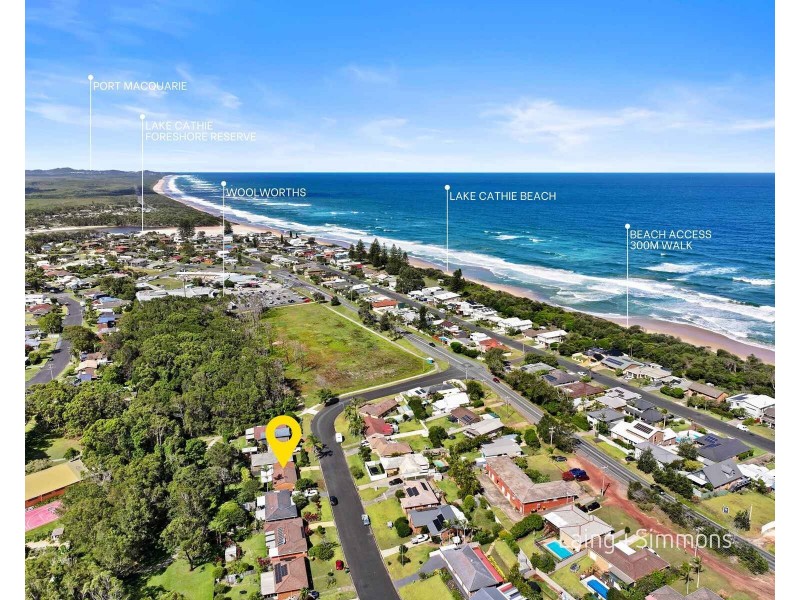 7 Fiona Crescent, Lake Cathie NSW 2445