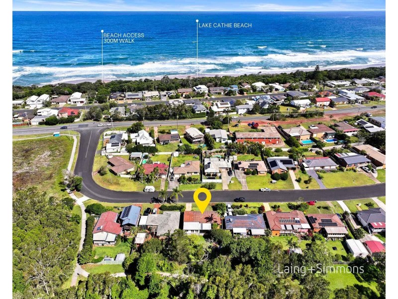 7 Fiona Crescent, Lake Cathie NSW 2445