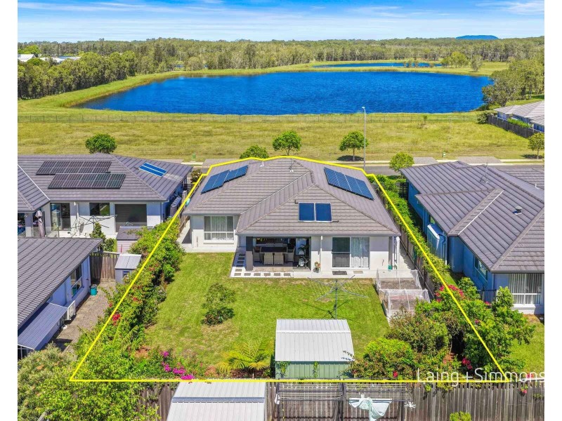 8 Songbird Circuit, Port Macquarie NSW 2444