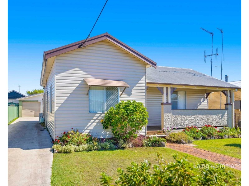 13 Hastings Street, Wauchope NSW 2446