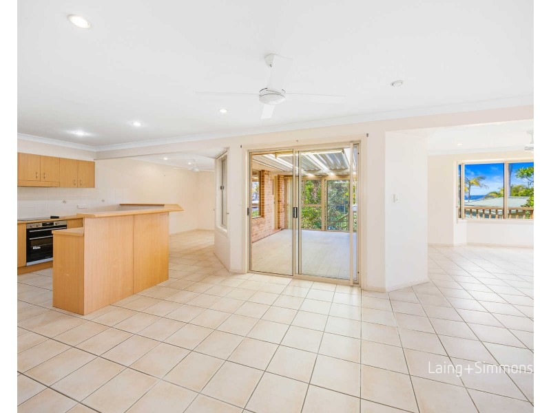 2 Parry Street, Lake Cathie NSW 2445