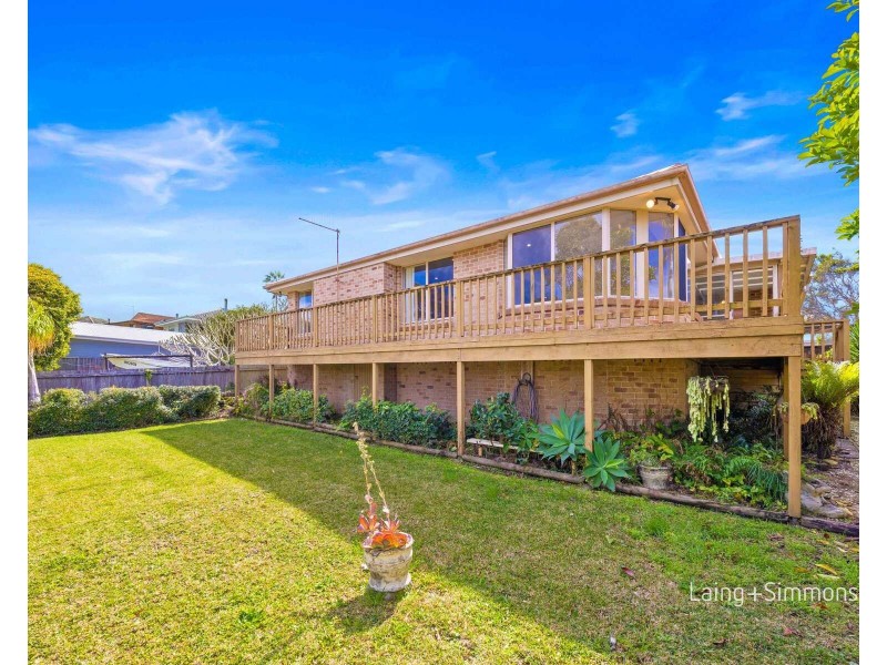 2 Parry Street, Lake Cathie NSW 2445