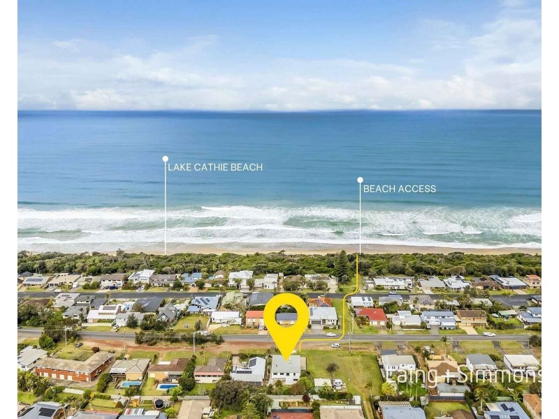 1555 Ocean Drive, Lake Cathie NSW 2445
