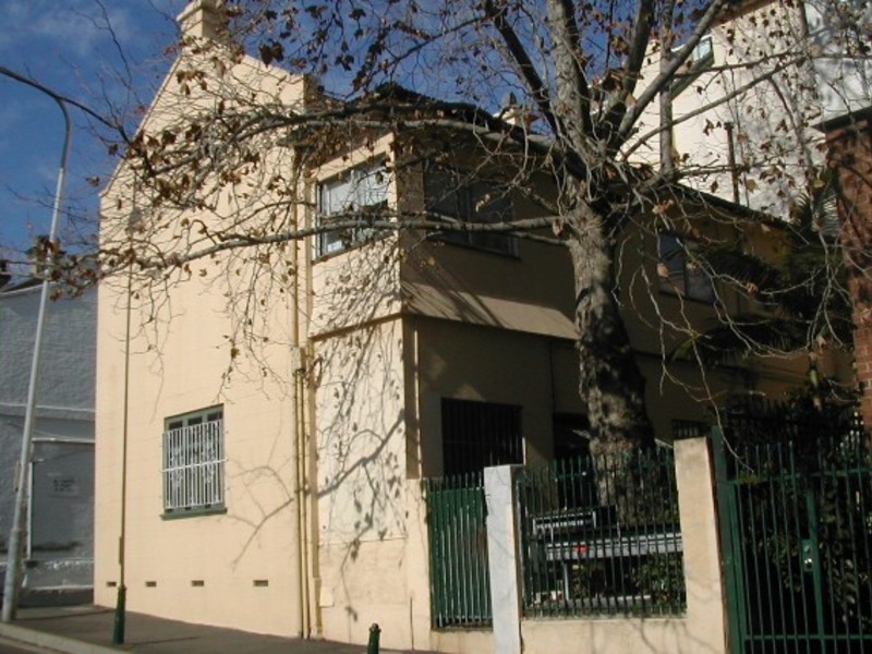 2/1 Hughes Street, Potts Point NSW 2011