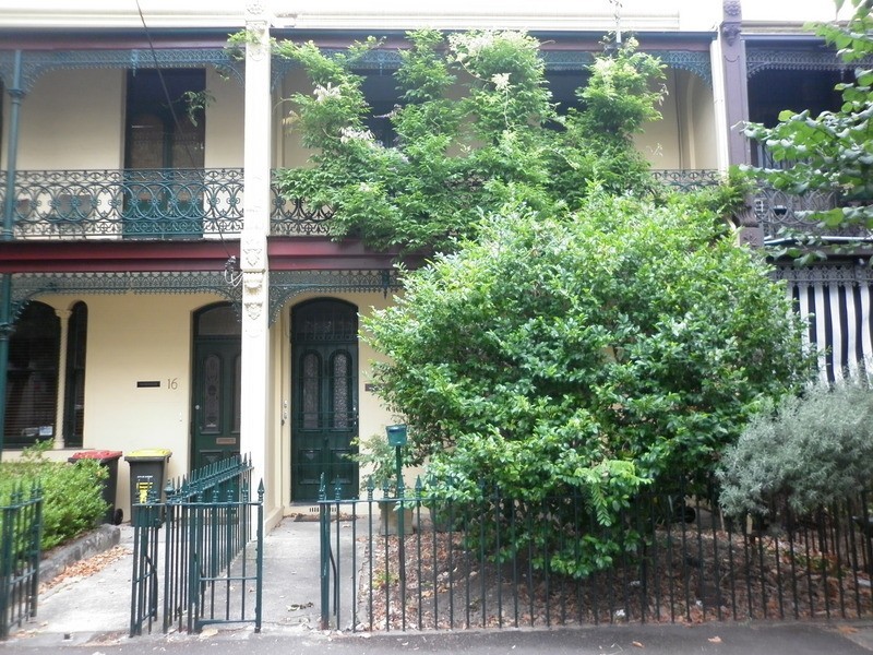 2/18 Crown Street, Woolloomooloo NSW 2011