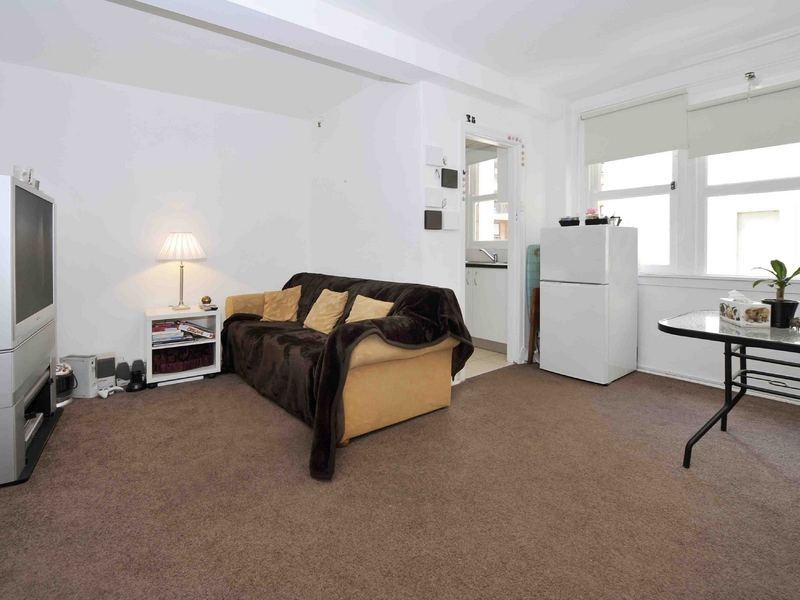 28/7 Greenknowe Ave, Potts Point NSW 2011