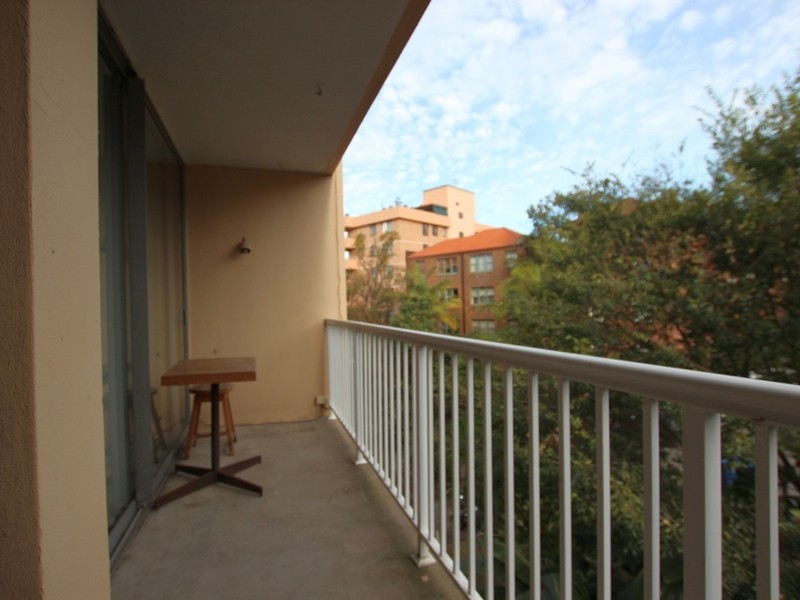 403/76 Roslyn Gardens, Elizabeth Bay NSW 2011