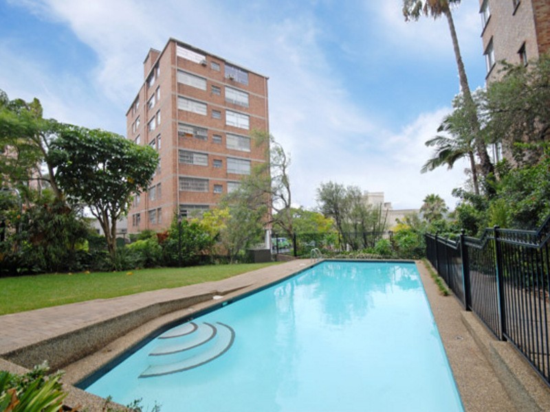 28/4 Ward Avenue, Elizabeth Bay NSW 2011