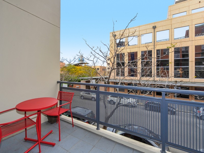 2/30 Saunders Street, Pyrmont NSW 2009