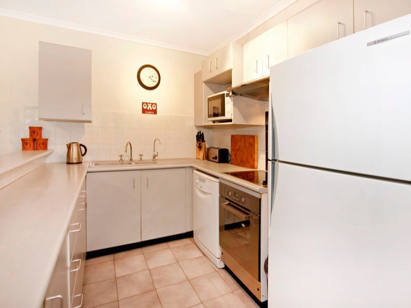 27/758 Bourke Street, Redfern NSW 2016