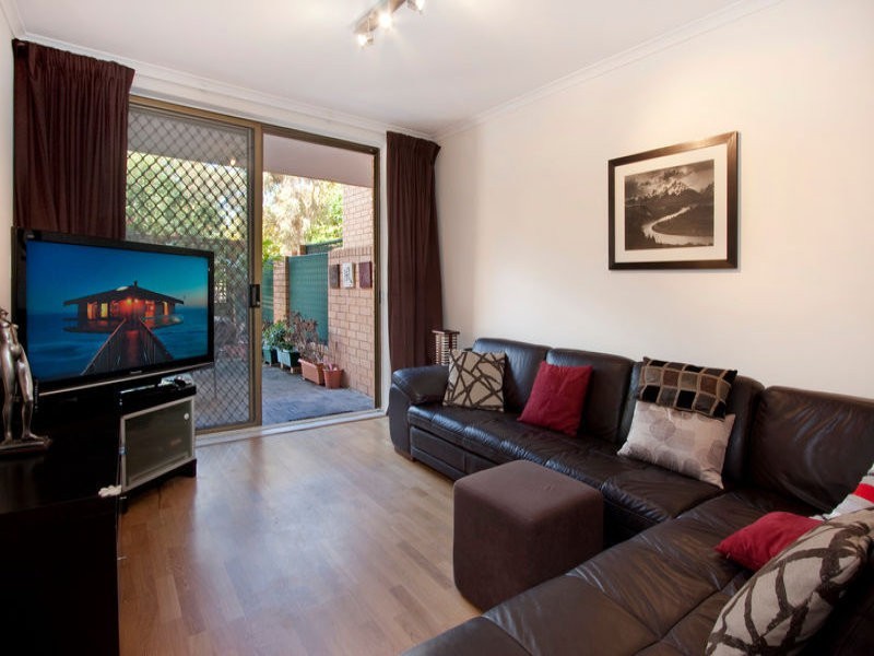 27/758 Bourke Street, Redfern NSW 2016