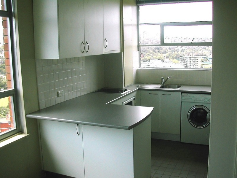 42/10 Barncleuth Square, Elizabeth Bay NSW 2011