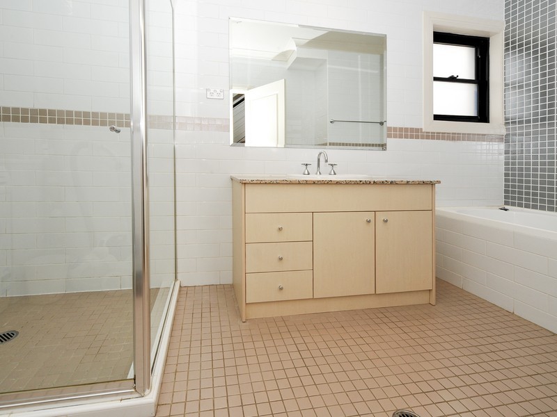 1/2A Pyrmont Bridge Road, Glebe NSW 2037