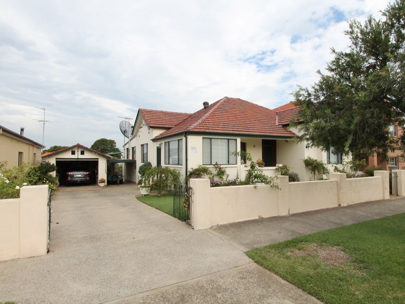 13 Bruce Street, Bexley NSW 2207