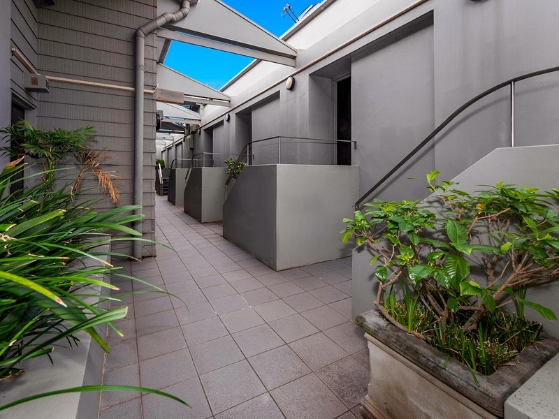 8/95 Palmer Street, Woolloomooloo NSW 2011