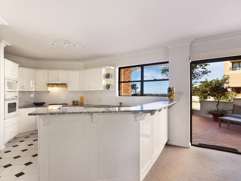 2/24-26 Hilltop Crescent, Fairlight NSW 2094