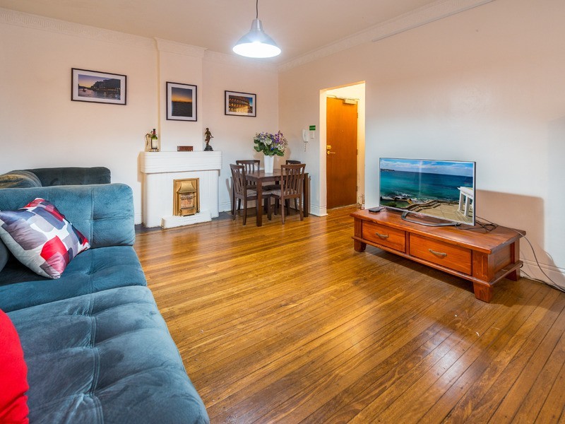 9/9 Esplanade, Elizabeth Bay NSW 2011