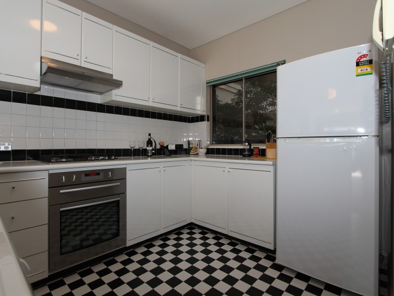 24/67 Cowper Wharf Road, Woolloomooloo NSW 2011