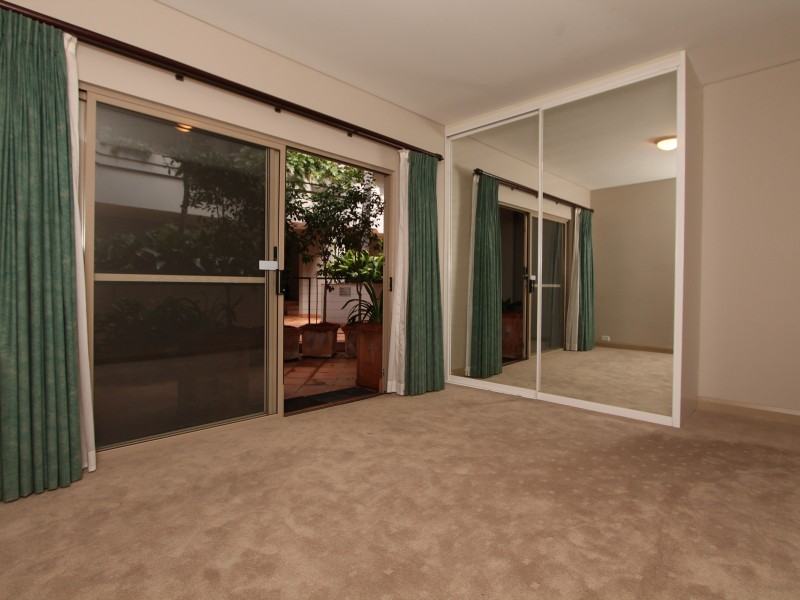 24/67 Cowper Wharf Road, Woolloomooloo NSW 2011