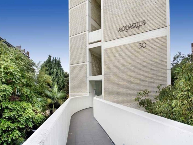 54/50 Roslyn Gardens, Elizabeth Bay NSW 2011