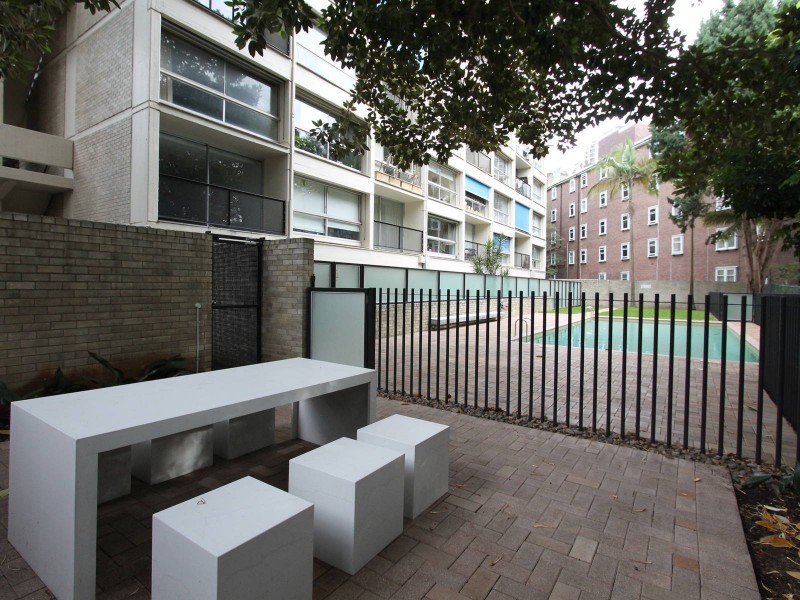 54/50 Roslyn Gardens, Elizabeth Bay NSW 2011