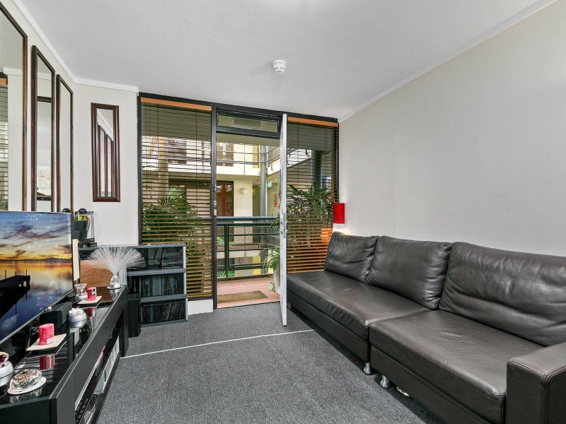 210/6-8 Ward Avenue, Elizabeth Bay NSW 2011