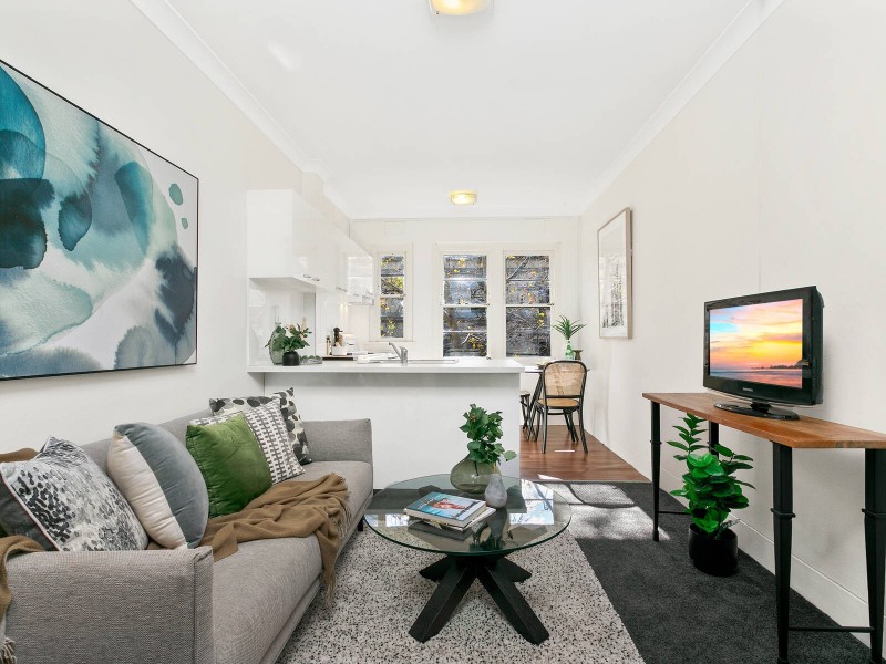 12/103 Cathedral Street, Woolloomooloo NSW 2011