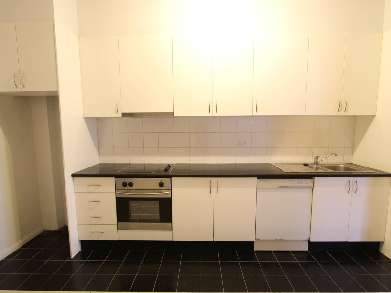 1/128 Cathedral Street, Woolloomooloo NSW 2011