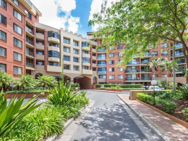 8302/177 Mitchell Road, Erskineville NSW 2043