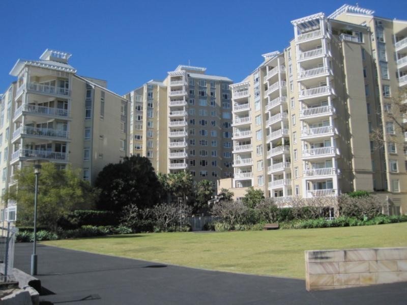 702/36 Refinery Drive, Pyrmont NSW 2009