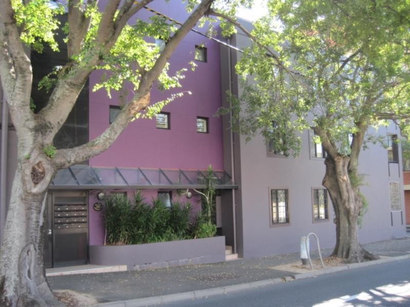 1/128 Cathedral Street, Woolloomooloo NSW 2011